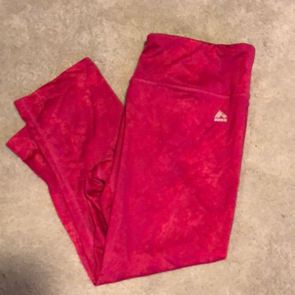 Women’s crop leggings